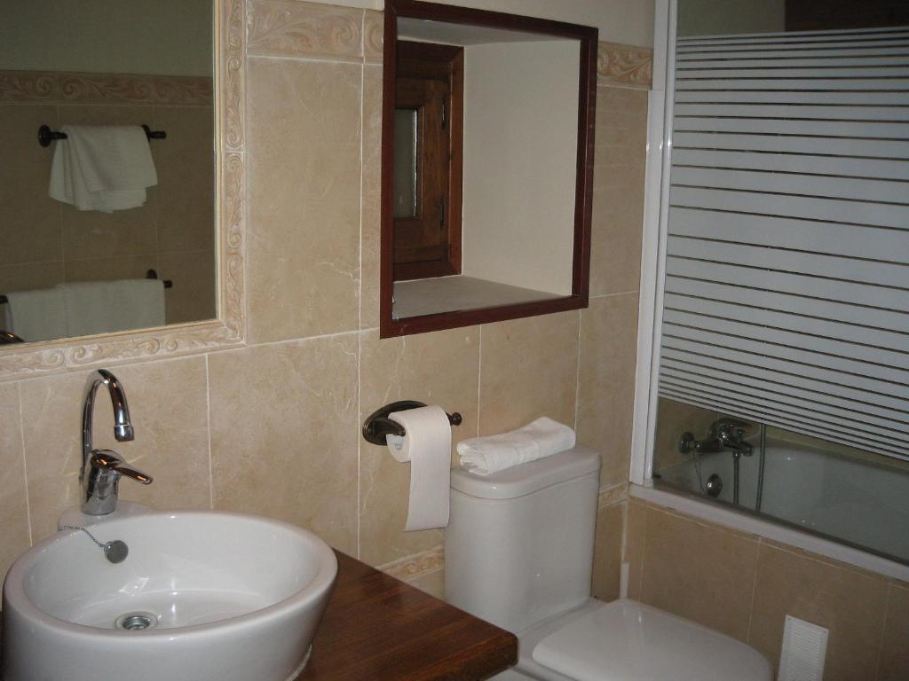 Hotel La Pradera Quintanaentello Habitación foto